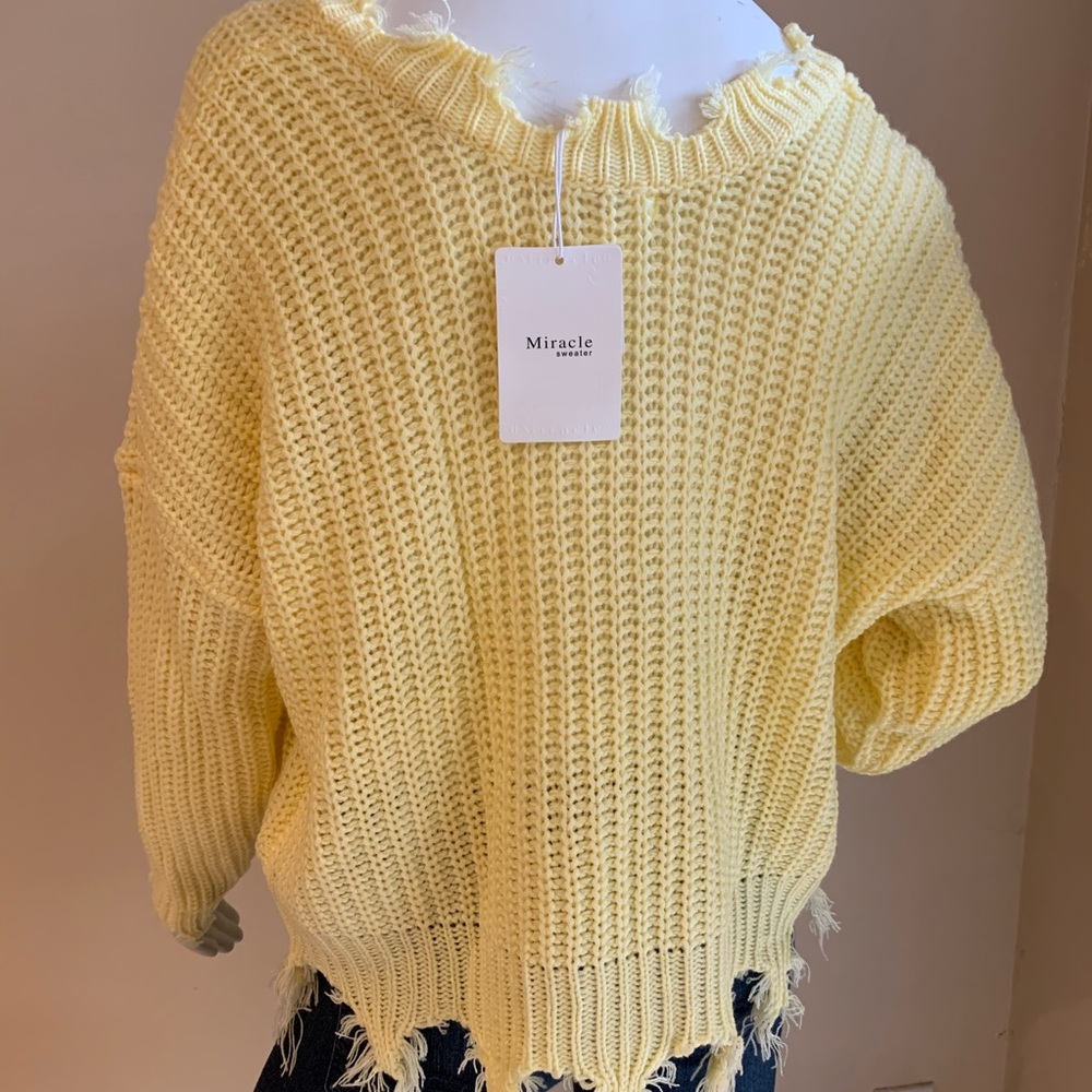 Yellow Frayed Sweater by Miracle - Picture 5 of 8